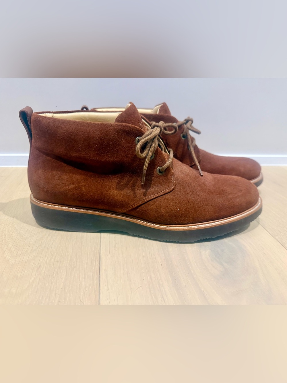 NWOT Samuel Hubbard Men’s Re-Boot Chukka Boots in Brown Suede